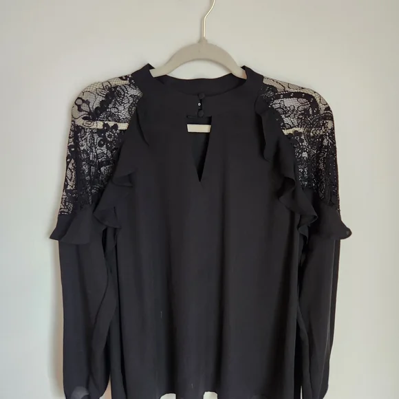 Torrid Black Ruffle Lace Women's Blouse - Picture 5 of 5